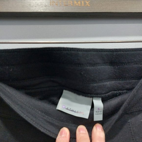 Athleta High Waisted Black Joggers Size Small - Picture 5 of 9